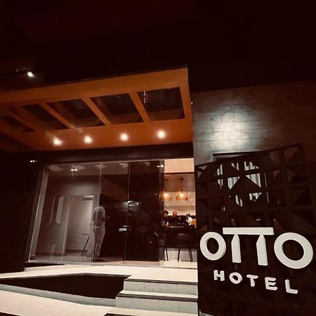 Otto Hotel Говернадор-Валадарис Экстерьер фото
